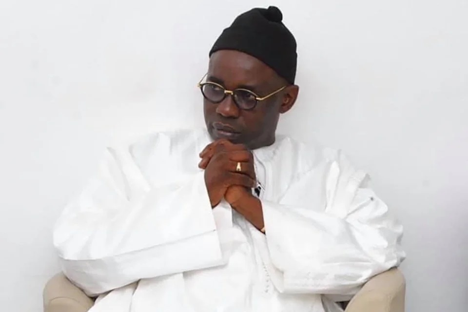 2ème chance pour Samuel Sarr : la Chambre d’accusation examine son recours pour la liberté provisoire mardi