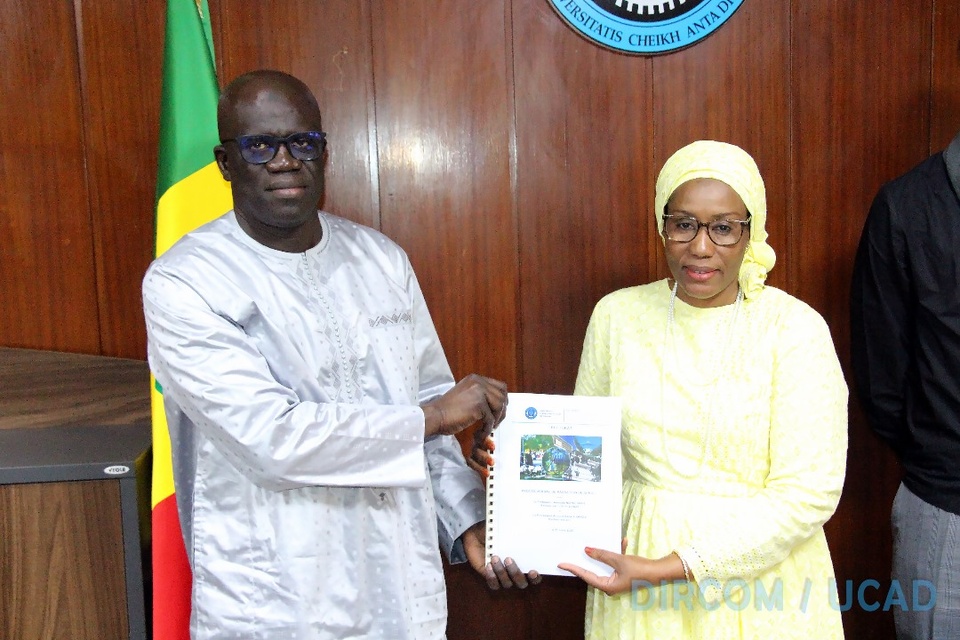 Passation de service à l'Ucad : le nouveau recteur installé Passation de service à l'Ucad : le nouveau recteur installé