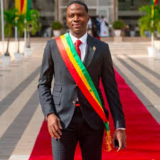 GRANDE GÉNÉROSITÉ DU DÉPUTÉ À L’ENDROIT DES MALADES : Abdoulaye Sylla renonce à son salaire et l’ensemble de ses avantages de député au profit des patients dialysés