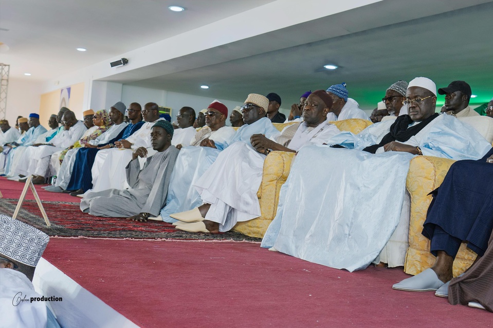 ZIARA GENERALE : Le Khalife appelle à plus de rigueur dans l’éducation des enfants, à combattre la corruption et à promouvoir le vivre-ensemble