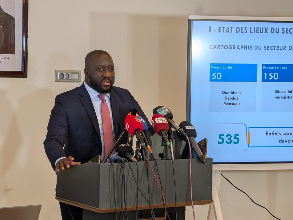 ASSAINISSEMENT DE LA PRESSE : Le ministre de la Communication ordonne l’arrêt immédiat de diffusion et de publication des médias non conformes ASSAINISSEMENT DE LA PRESSE : Le ministre de la Communication ordonne l’arrêt immédiat de diffusion et de publication des médias non conformes