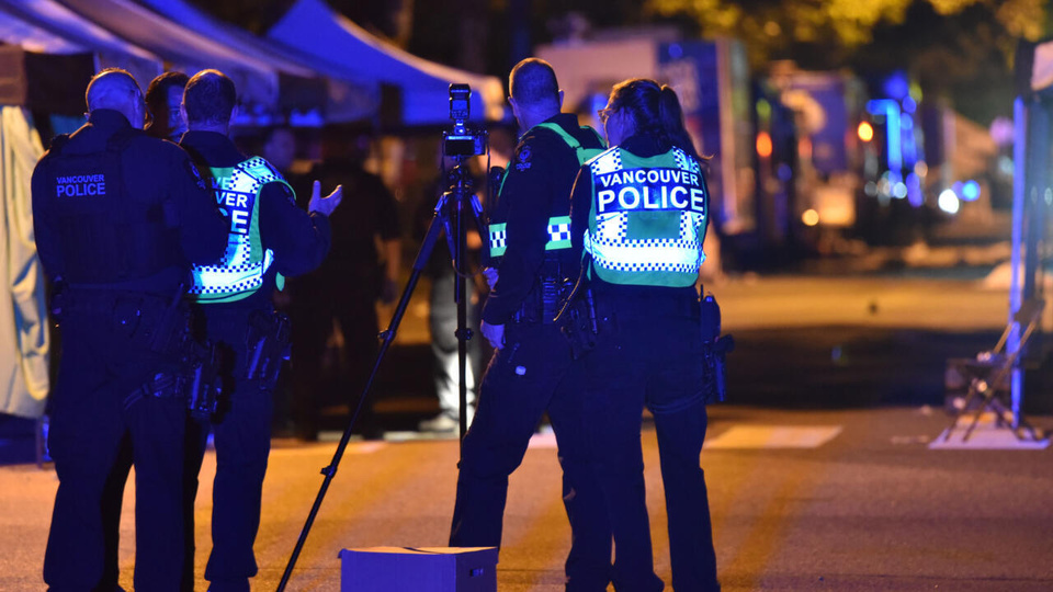 Drame à Vancouver : un automobiliste fonce dans la foule d'un festival philippin, 9 morts Drame à Vancouver : un automobiliste fonce dans la foule d'un festival philippin, 9 morts