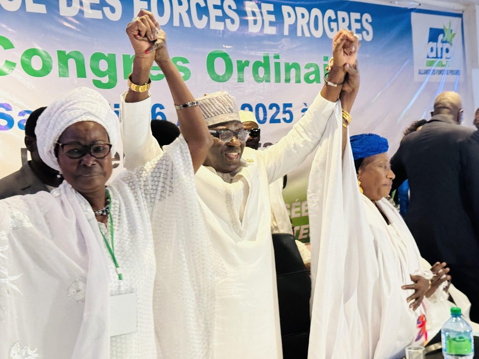 SECRETAIRE GENERAL DE L’ALLIANCE DES FORCES DE PROGRES (AFP) : Moustapha Niasse à la retraite politique, Mbaye Dione devient le chef de file des progressistes SECRETAIRE GENERAL DE L’ALLIANCE DES FORCES DE PROGRES (AFP) : Moustapha Niasse à la retraite politique, Mbaye Dione devient le chef de file des progressistes