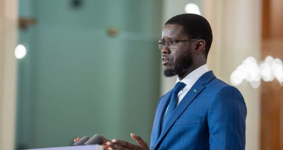 1er Mai 2025 : Bassirou Diomaye Faye rend hommage aux travailleurs et insiste sur le dialogue social 1er Mai 2025 : Bassirou Diomaye Faye rend hommage aux travailleurs et insiste sur le dialogue social