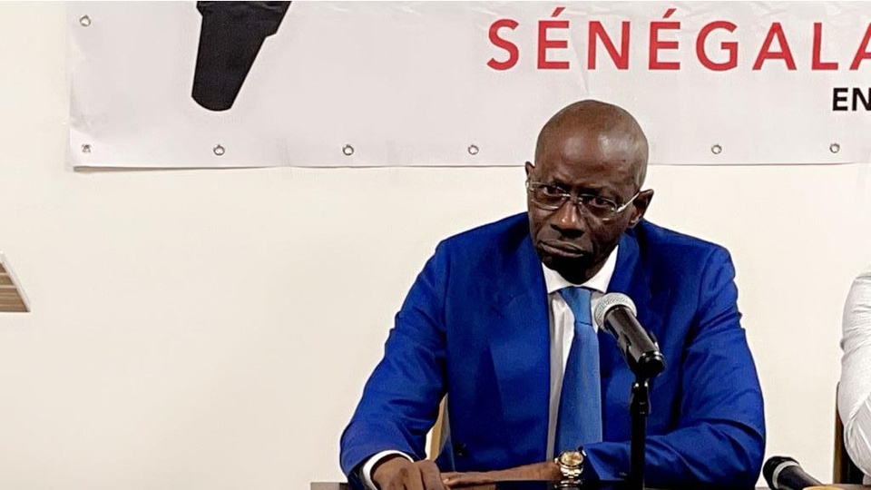 Boubacar Camara nommé SGG à la place de Aminou Lo, bombardé ministre aux côtés du PR Boubacar Camara nommé SGG à la place de Aminou Lo, bombardé ministre aux côtés du PR