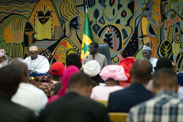 REMISE DES CAHIERS DE DOLEANCES : Diomaye engage le gouvernement au respect des accords et engagements pris dans le cadre du nouveau Pacte de stabilité sociale