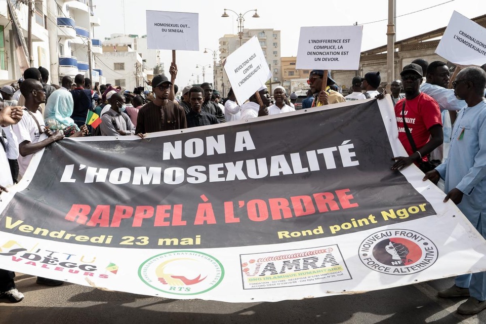 MARCHE DE LA COALITION RAPPEL A L’ORDRE CONTRE LES LGBTQ+ : La criminalisation de l’homosexualité au cœur d’une vive exigence MARCHE DE LA COALITION RAPPEL A L’ORDRE CONTRE LES LGBTQ+ : La criminalisation de l’homosexualité au cœur d’une vive exigence