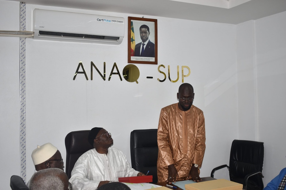 EN TOURNEE DANS LA REGION DE ZIGUINCHOR : Le Pr Massamba Diouf, Secrétaire exécutif de l’Anaq-Sup veut rapprocher l’assurance qualité des acteurs à la base EN TOURNEE DANS LA REGION DE ZIGUINCHOR : Le Pr Massamba Diouf, Secrétaire exécutif de l’Anaq-Sup veut rapprocher l’assurance qualité des acteurs à la base
