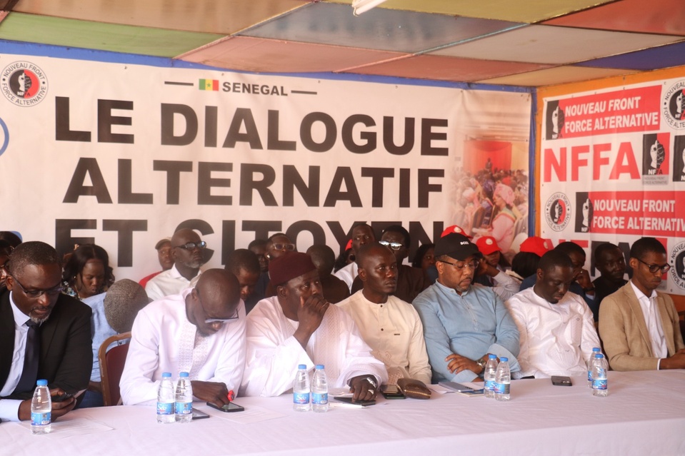 BOYCOTT DU DIALOGUE NATIONAL : Une partie de l’opposition et des organisations citoyennes rejettent le dialogue BOYCOTT DU DIALOGUE NATIONAL : Une partie de l’opposition et des organisations citoyennes rejettent le dialogue