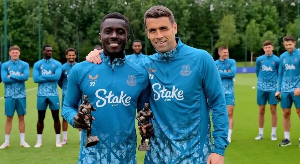 35 ANS ET TOUJOURS AUSSI PERFORMANT : Idrissa Gana Guèye proche d’être prolongé par Everton 35 ANS ET TOUJOURS AUSSI PERFORMANT : Idrissa Gana Guèye proche d’être prolongé par Everton