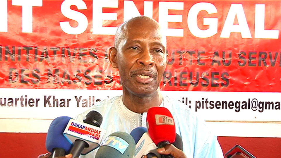 LE PIT DENONCE L’ARRESTATION DE MOUSTAPHA DIAKHATE : «Sa formule peut sembler sévère, mais il n'a ni insulté, ni commis un quelconque forfait» LE PIT DENONCE L’ARRESTATION DE MOUSTAPHA DIAKHATE : «Sa formule peut sembler sévère, mais il n'a ni insulté, ni commis un quelconque forfait»