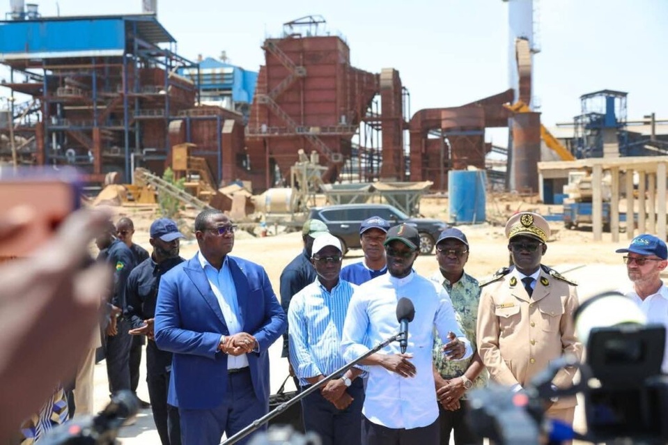 TOURNÉE ECONOMIQUE ET AGRICOLE DANS LE NORD DU PAYS BDF : s’engage à accompagner la Css à faire passer sa production de sucre de 140.000 tonnes à 220.000 tonnes TOURNÉE ECONOMIQUE ET AGRICOLE DANS LE NORD DU PAYS BDF : s’engage à accompagner la Css à faire passer sa production de sucre de 140.000 tonnes à 220.000 tonnes