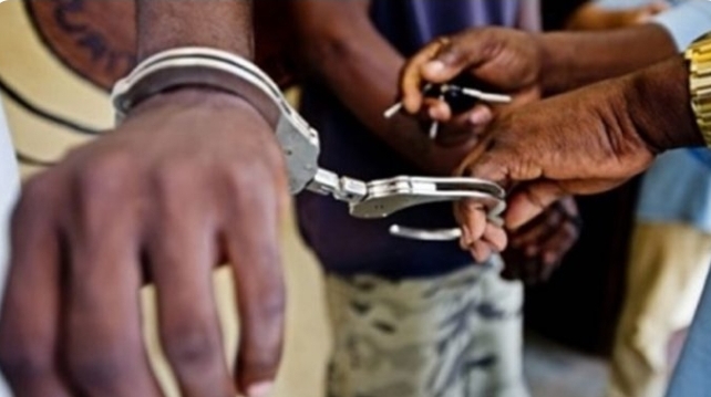 PARCELLES ASSAINIES / DAKAR Deux élèves agents du Gmi arrêtés pour vol d’argent