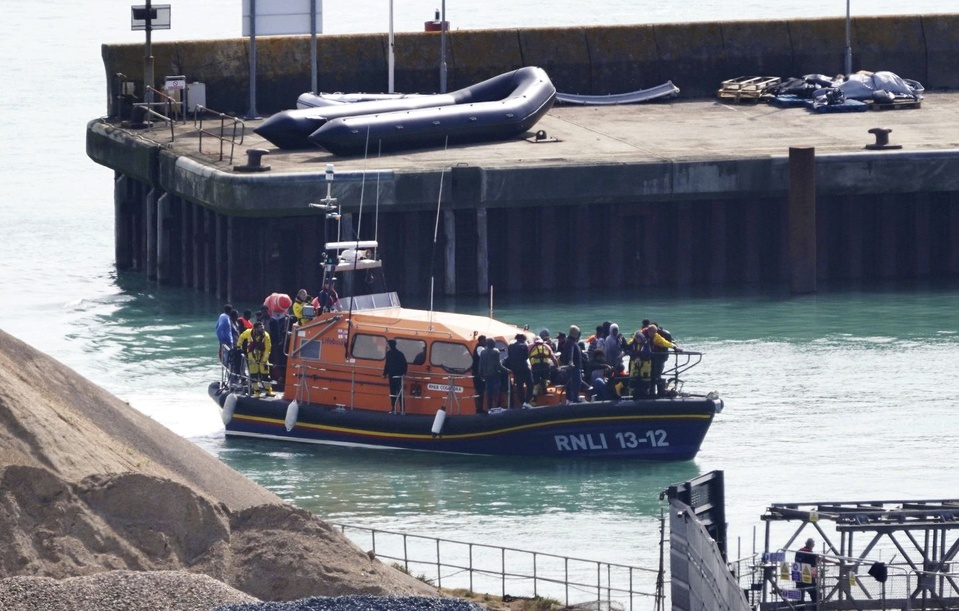 NAUFRAGE DANS LA MANCHE : Un mineur sénégalais condamné au Royaume-Uni, pendant que la France juge les passeurs du même réseau
