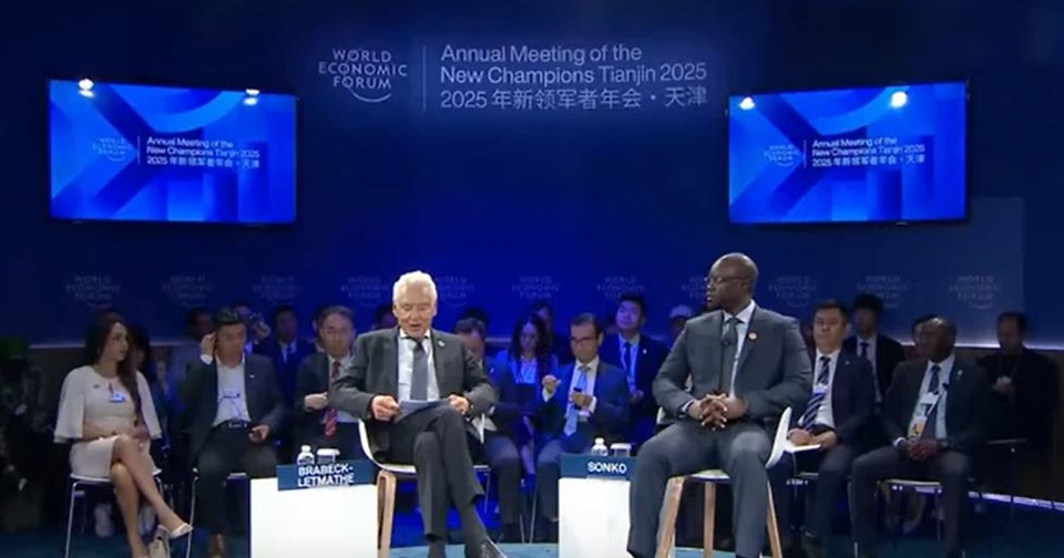 Forum de Davos d'été à Tianjiin (Chine) : le Pm Ousmane SONKO prend la parole au nom de l’Afrique Forum de Davos d'été à Tianjiin (Chine) : le Pm Ousmane SONKO prend la parole au nom de l’Afrique
