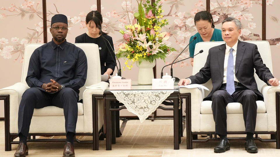Ousmane Sonko en audience dans la matinée avec le Président de la République populaire de Chine Ousmane Sonko en audience dans la matinée avec le Président de la République populaire de Chine