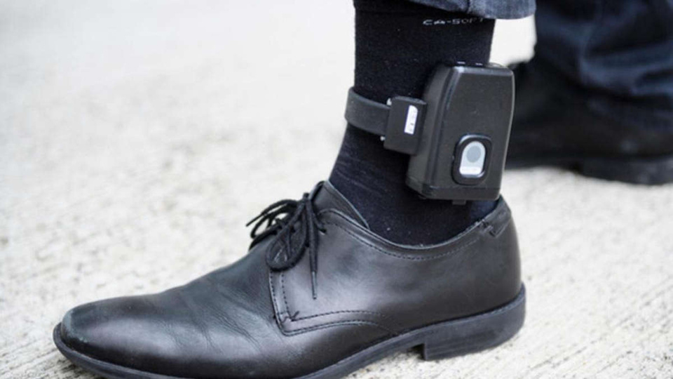 Placement sous bracelet électronique de plusieurs membres de la Dgid : le syndicat tape du poing sur la table Placement sous bracelet électronique de plusieurs membres de la Dgid : le syndicat tape du poing sur la table