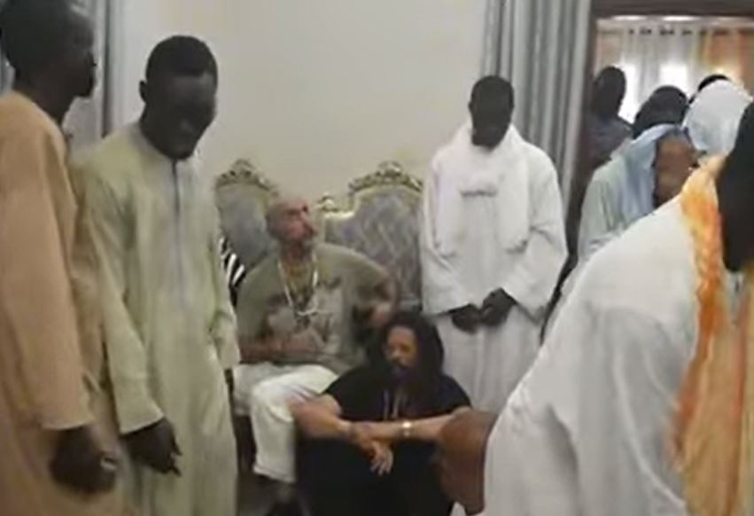La famille de Bob Marley reçue à Touba par le Khalife général des Mourides : un pèlerinage pour la guérison et la renaissance africaine 