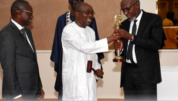 Le bâtonnier Aly Fall officiellement installé à la tête de l’Ordre des avocats