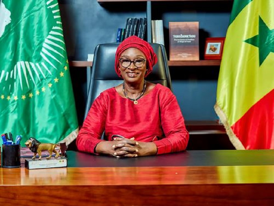 YASSINE FALL, MINISTRE DE L'INTÉGRATION AFRICAINE ET DES AFFAIRES ÉTRANGÈRES : «Le Sénégal n’a pris aucune mesure spécifique ni dérogatoire en faveur des citoyens mauritaniens»