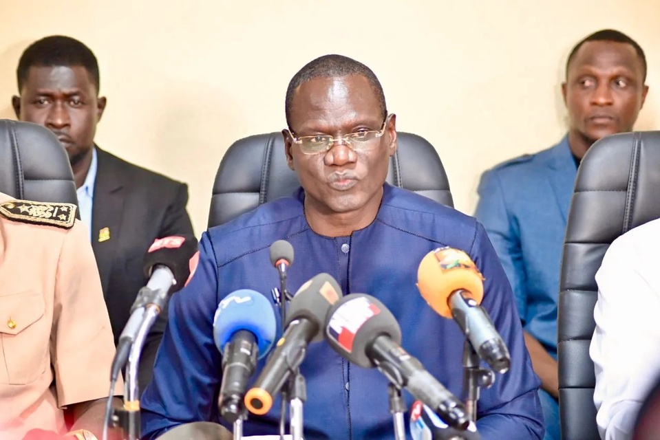 15ᵉ CONGRÈS ORDINAIRE DU SYNDICAT AUTONOME DE L’ENSEIGNEMENT DU SUPÉRIEUR : Le ministre Abdourahmane Diouf appelle le Saes à bâtir une université inclusive et innovante: 15ᵉ CONGRÈS ORDINAIRE DU SYNDICAT AUTONOME DE L’ENSEIGNEMENT DU SUPÉRIEUR : Le ministre Abdourahmane Diouf appelle le Saes à bâtir une université inclusive et innovante: