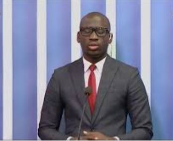 Mohamed Diop de Sen Tv anéantit Waly Diouf Bodian et le traite d’…