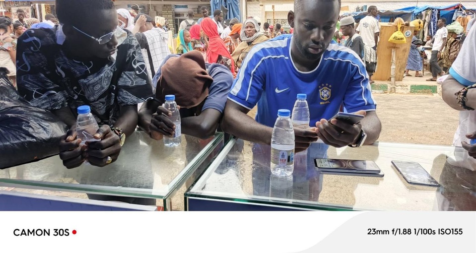 TECNO répond à l'incident de verrouillage du téléphone : protéger les droits des consommateurs, pas les violer !