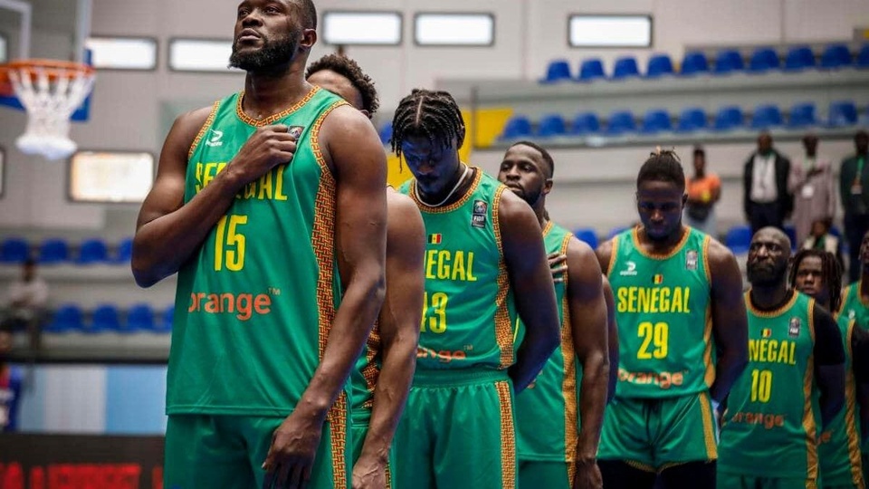 AFROBASKET 2025 : Les Lions rugissent et filent en quarts face au Nigeria AFROBASKET 2025 : Les Lions rugissent et filent en quarts face au Nigeria