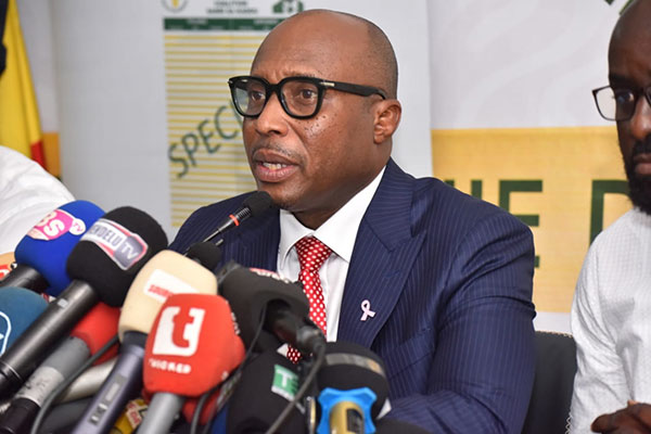 Barth et les membres de la société civile