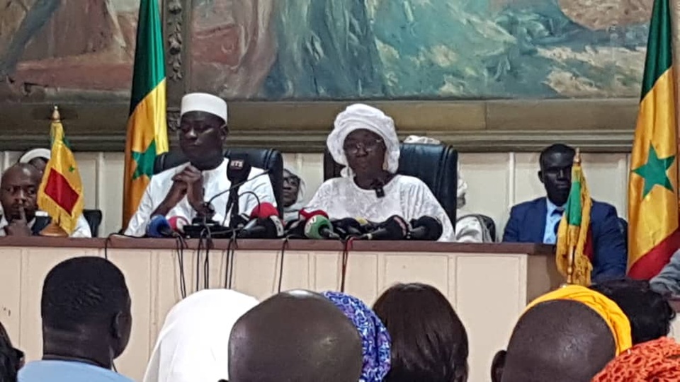 Ville de Dakar : du monde à la passation de service