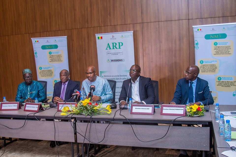 AGENCE DE REGLEMENTATION PHARMACEUTIQUE : Le Sutsas dénonce la «terreur managériale» du Directeur et interpelle le ministre de la Santé