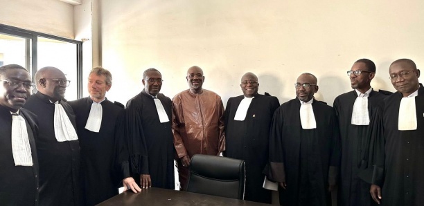 Les avocats de Farba Ngom face à la presse