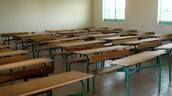 UN DEFICIT ALARMANT DE 46.600 SALLES DE CLASSE ET 320.000 TABLES-BANCS... : Le cri d’alerte du Mouvement des enseignants de la Ld