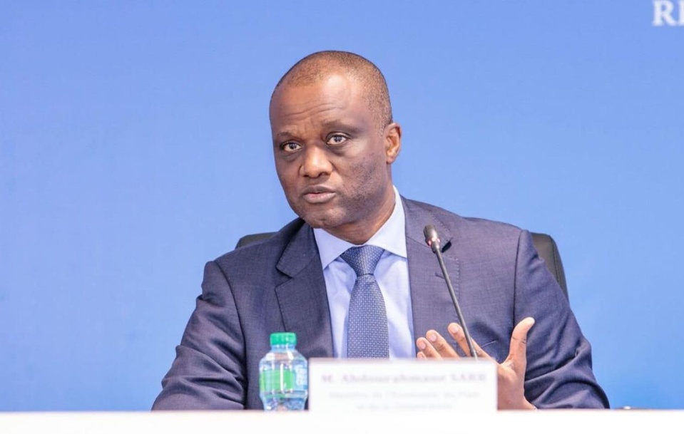 FINANCES PUBLIQUES : Abdourahmane Sarr défend la soutenabilité de la dette du Sénégal avant d’échanger sur les contours d’un nouveau programme avec le Fmi FINANCES PUBLIQUES : Abdourahmane Sarr défend la soutenabilité de la dette du Sénégal avant d’échanger sur les contours d’un nouveau programme avec le Fmi