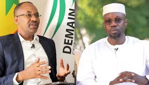 La critique de Mamoudou Ibra Kane : “se démettre ou être démis !”