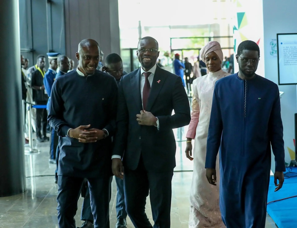 MARCHÉS DE L’APIX POUR LA GESTION 2023 : L’art délicat de signer hors délais, d’attribuer sans critères et de transformer les marchés publics en comédie MARCHÉS DE L’APIX POUR LA GESTION 2023 : L’art délicat de signer hors délais, d’attribuer sans critères et de transformer les marchés publics en comédie