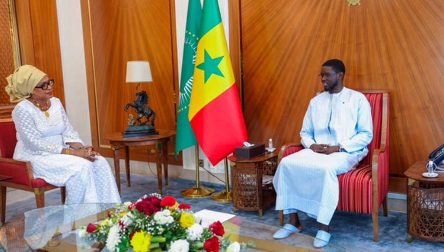 Palais de la République : le chef de l’Etat Bassirou Diomaye Faye a reçu Aminata Ly Ndiaye la présidente du conseil constitutionnel
