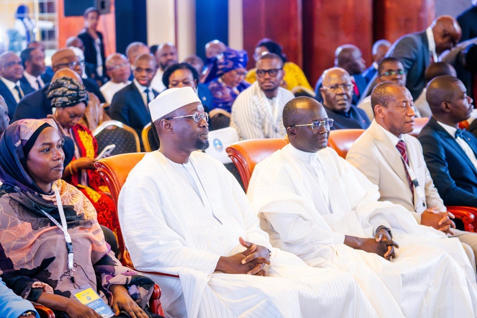 OUSMANE SONKO A L’OUVERTURE DE LA 76e REUNION DU COMITE DES MINISTRES DE L’ASECNA : « La souveraineté technologique africaine est possible lorsqu’elle repose sur la coopération, la formation et la discipline collective » OUSMANE SONKO A L’OUVERTURE DE LA 76e REUNION DU COMITE DES MINISTRES DE L’ASECNA : « La souveraineté technologique africaine est possible lorsqu’elle repose sur la coopération, la formation et la discipline collective »