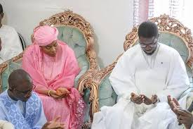 Les Pastéfiens se désabonnent en masse de la page de Diomaye et de Absa Faye