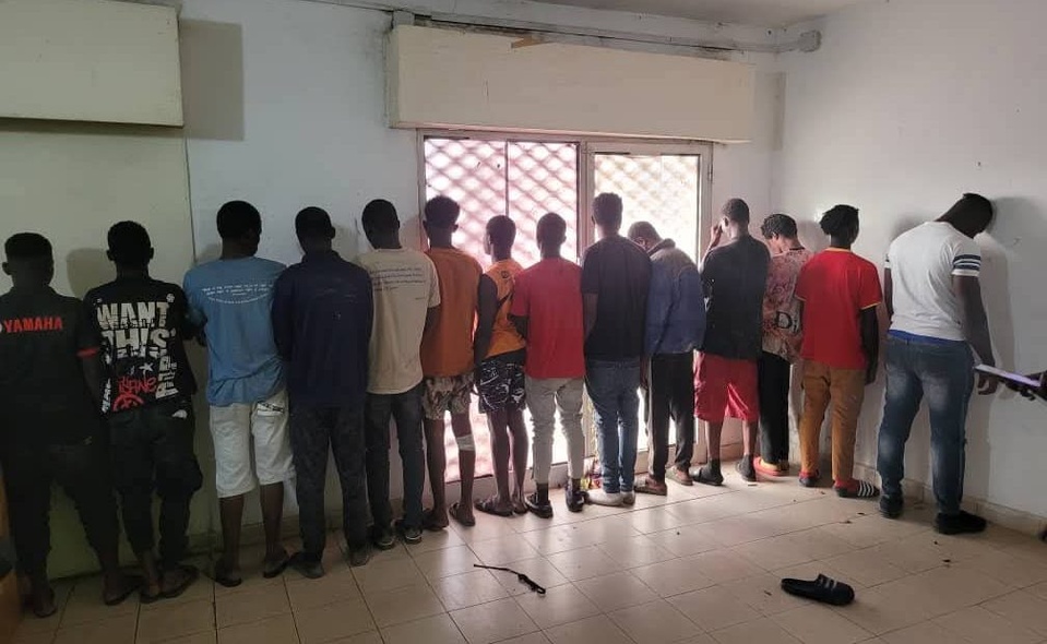 21 individus arrêtés en possession de drogue