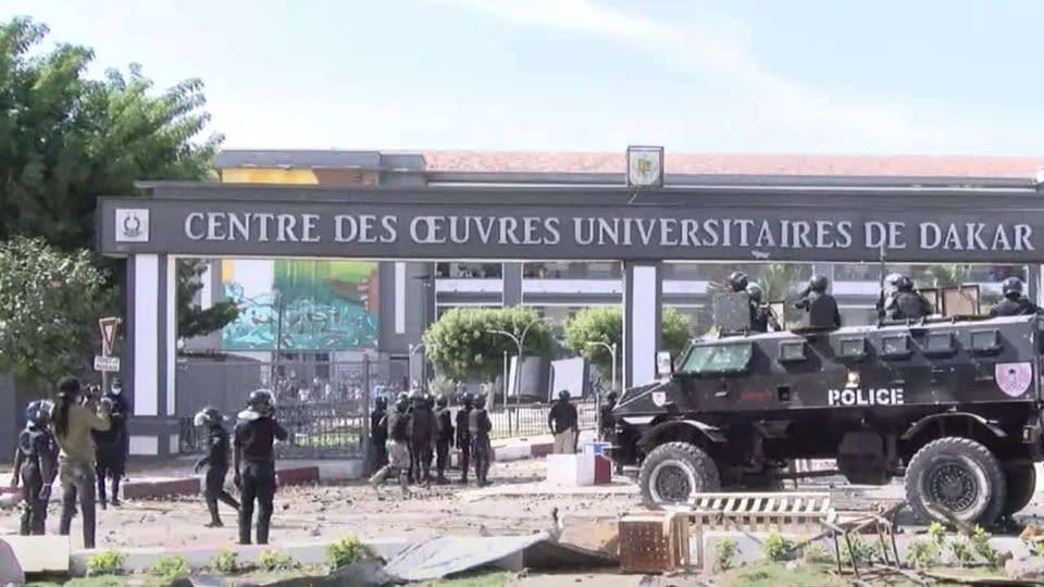 L'UNIVERSITÉ CHEIKH ANTA DIOP ÉTOUFFE ENCORE : La colère née des bourses impayées plonge le campus dans une intifada