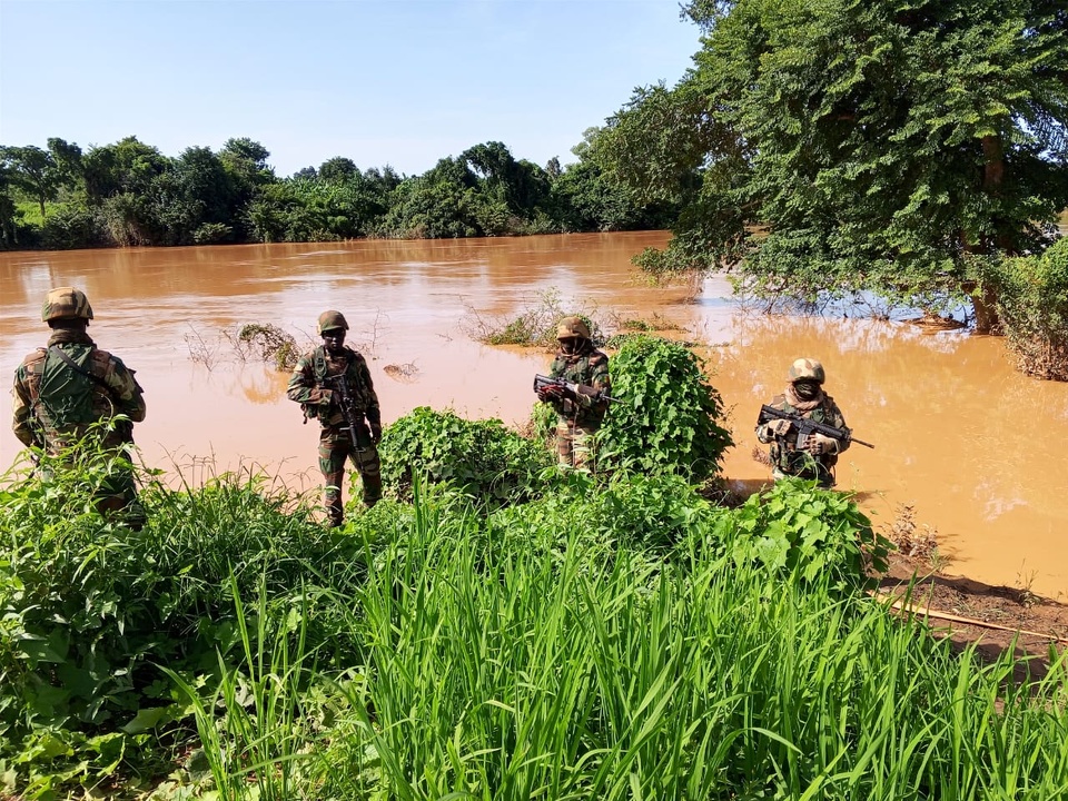 Démantèlement d’un site d’orpaillage clandestin vers Sabodala Démantèlement d’un site d’orpaillage clandestin vers Sabodala