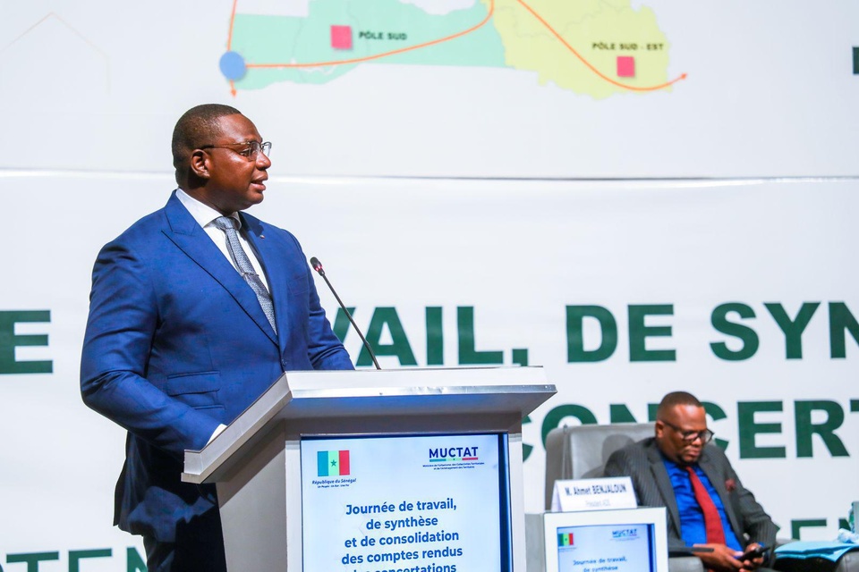 ACTE 4 DE LA DÉCENTRALISATION : Les travailleurs opposent le véto syndical ACTE 4 DE LA DÉCENTRALISATION : Les travailleurs opposent le véto syndical