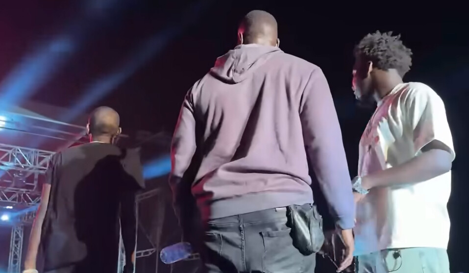 Le jeune VJ fait sensation, salle pleine