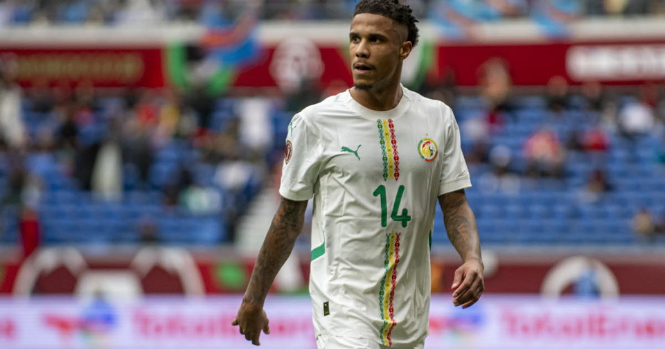 Ismaël Jacobs sur le malaise des Lions «Ma supposition personnelle est que trois de nos joueurs ont été empoisonnés. Ce n’était pas une simple intoxication alimentaire normale, du genre à vomir» Ismaël Jacobs sur le malaise des Lions «Ma supposition personnelle est que trois de nos joueurs ont été empoisonnés. Ce n’était pas une simple intoxication alimentaire normale, du genre à vomir»