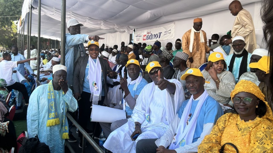 CONVOCATION DE L’ANCIEN PRÉSIDENT DU GROUPE PARLEMENTAIRE LIBERAL : 14 figures parlementaires montent au créneau pour Doudou Wade et appellent au sens de l'État CONVOCATION DE L’ANCIEN PRÉSIDENT DU GROUPE PARLEMENTAIRE LIBERAL : 14 figures parlementaires montent au créneau pour Doudou Wade et appellent au sens de l'État