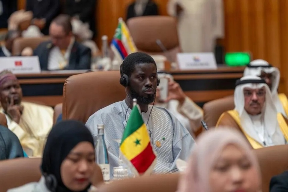 APPEL PUBLIC AU PRESIDENT DE LA REPUBLIQUE : Plus de 100 artistes sénégalais demandent des sanctions contre Israël APPEL PUBLIC AU PRESIDENT DE LA REPUBLIQUE : Plus de 100 artistes sénégalais demandent des sanctions contre Israël