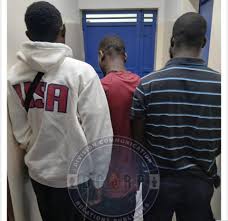 Keur Massar : trois individus arrêtés pour transmission volontaire présumée du Vih