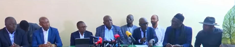 CRISE UNIVERSITAIRE AVEC LA MORT D’UN ETUDIANT, PIRATAGE DES DONNEE DE LA DAF, AFFAIRE FARBA NGOM… Le Fdr incrimine l’Etat et exige CRISE UNIVERSITAIRE AVEC LA MORT D’UN ETUDIANT, PIRATAGE DES DONNEE DE LA DAF, AFFAIRE FARBA NGOM… Le Fdr incrimine l’Etat et exige