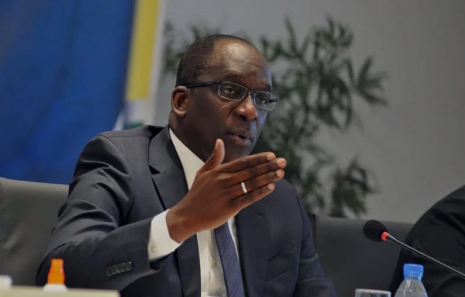 Diouf Sarr, zen, invite ses parents et amis à garder leur sérénité et leur dignité Diouf Sarr, zen, invite ses parents et amis à garder leur sérénité et leur dignité